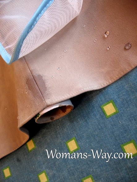 Используем защитную сетку для правильной глажки швов на одежде