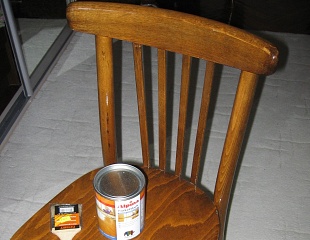 Покрытый лаком АЛЬПИНА деревянный стул