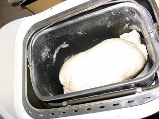 Готовим тесто в хлебопечке Мулинекс